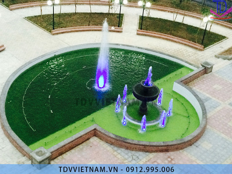 Đài phun nước trường Đại học Thành Đô Hà Nội 3