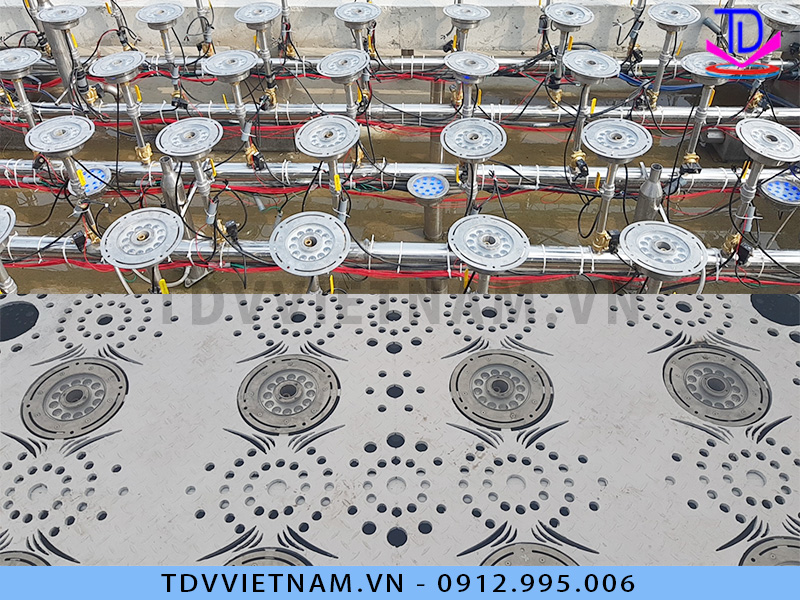 Đèn chiếu sáng đài phun nước hiệu TDV Fountain 11