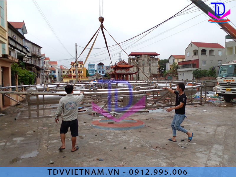 Lắp đặt đài phun nước phao nổi trên hồ tại Tiên Du - Bắc Ninh