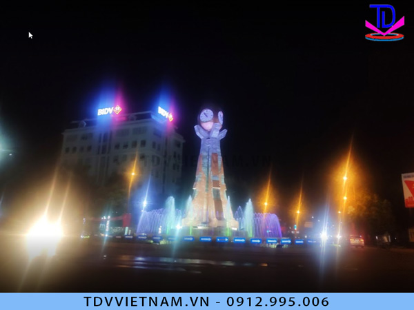 Đài phun nước cột đồng hồ Từ Sơn - Bắc Ninh 4